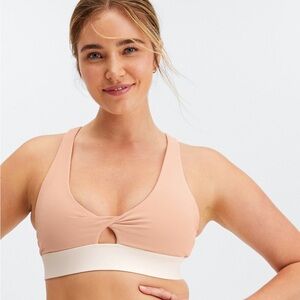Fabletics oasis front twist sports bra